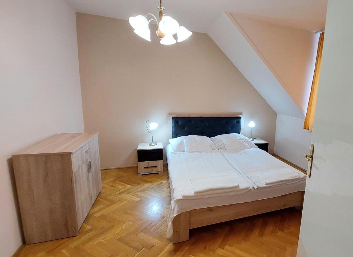 Thermal Apartmanhaz Komárom Εξωτερικό φωτογραφία