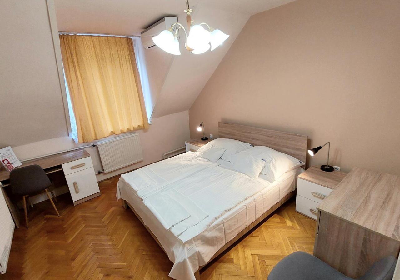 Thermal Apartmanhaz Komárom Εξωτερικό φωτογραφία