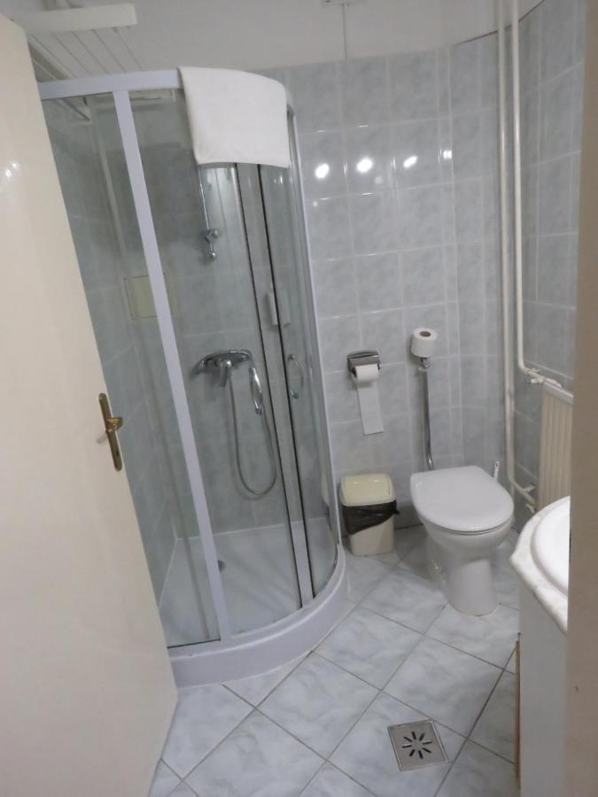 Thermal Apartmanhaz Komárom Εξωτερικό φωτογραφία